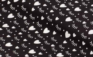 Cils noirs
